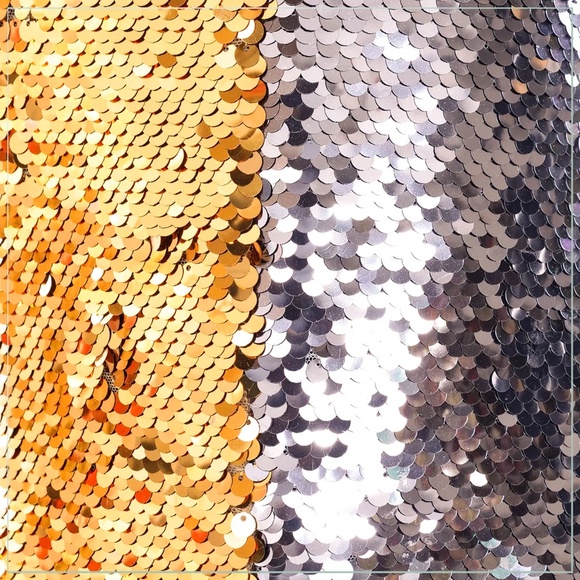 $4950 Dolce & Gabbana Silver and Gold Long Sleeve Sequined Runway Dress - Picture 8 of 9